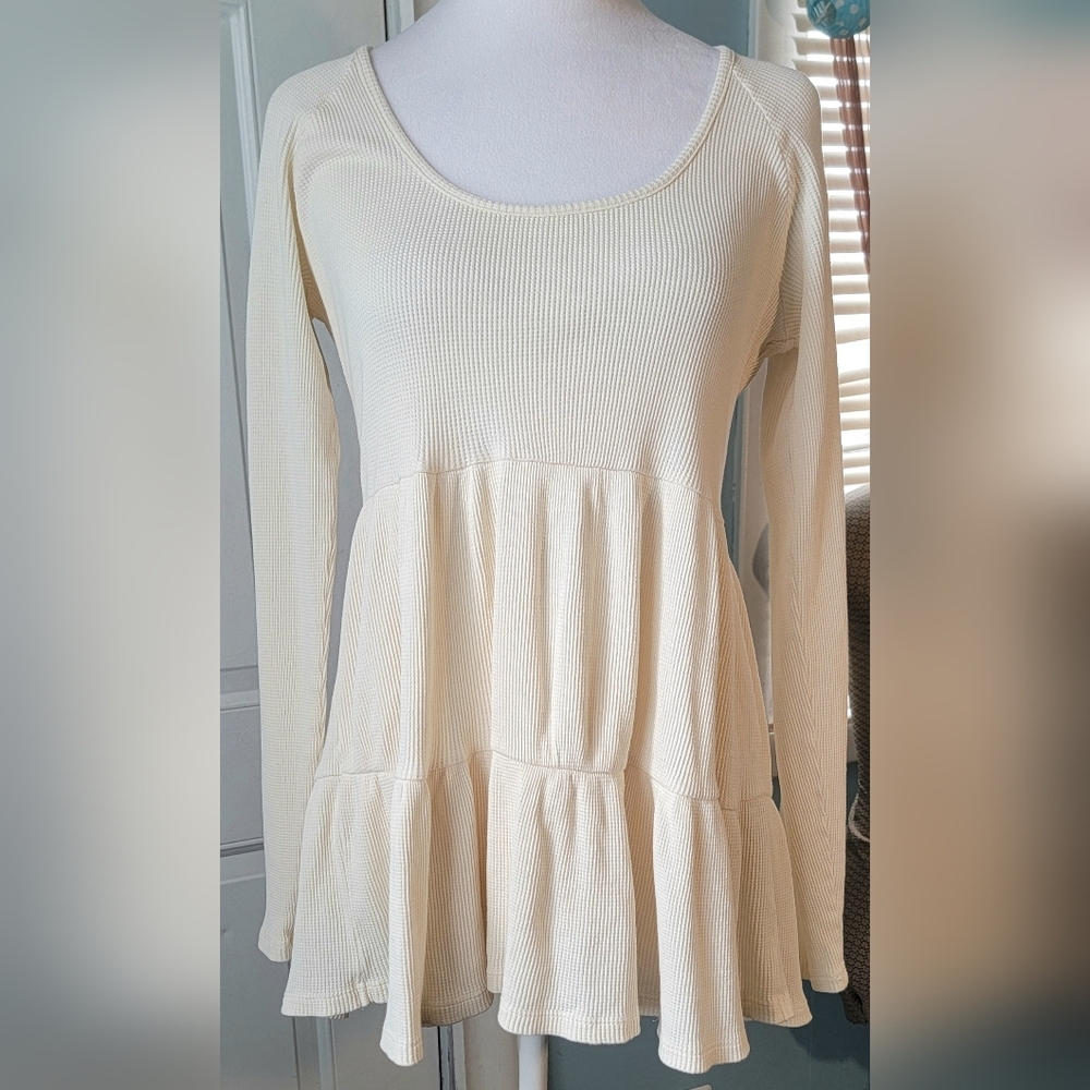 Anthropologie Maeve Samina Babydoll Tiered Thermal Top Womens M Cream Waffle Kni